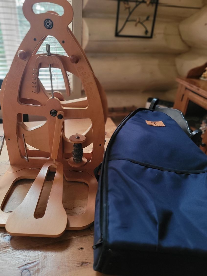 ASHFORD SPINNING WHEEL JOY 1 WITH CASE