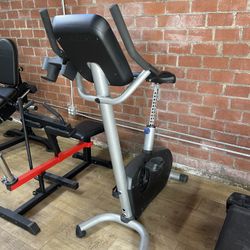 Precor 846i Upright Bike