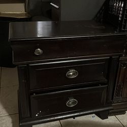 Night stand / end table
