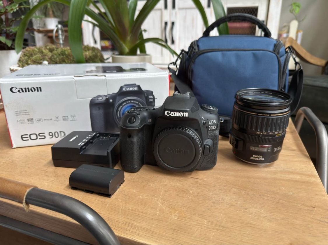 Canon 90D + Canon 28-135mm IS Lens