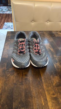 FILA Size US 6 Grey Running shoes
