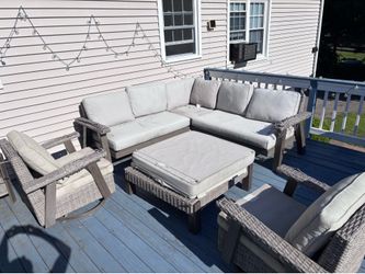 Free Outdoor furniture