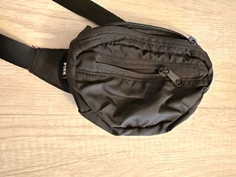 VS Pink Fannypack