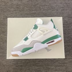 Jordan 4 SB Pine Green