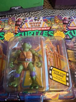 Teenage mutant ninja turtles figures