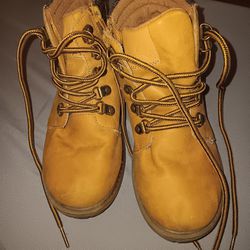 Boys Size 2, Nautica Work Boots 