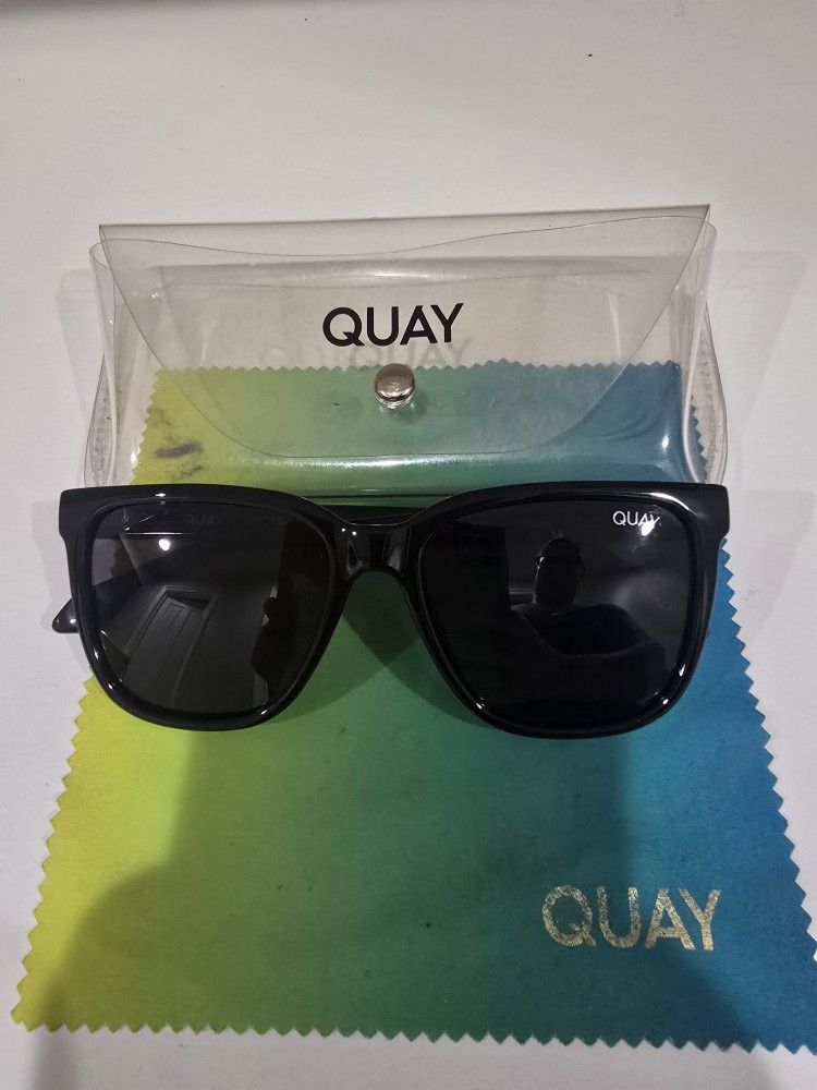 QUAY Woman's Sunglasses