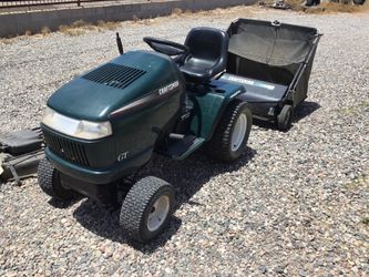 Craftsman, riding lawnmower