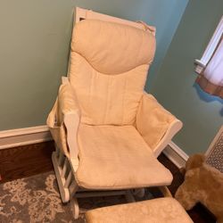 Rocking Chair With Pads Yellow With Ottoman 