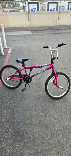 Mongoose Whirl BMX bike with 20-inch wheels and freestyle pegs