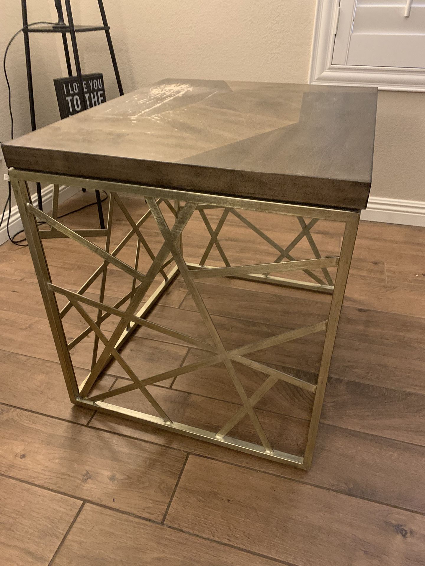 Site Table/ End Table