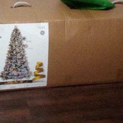 Flocked Xmas Tree 