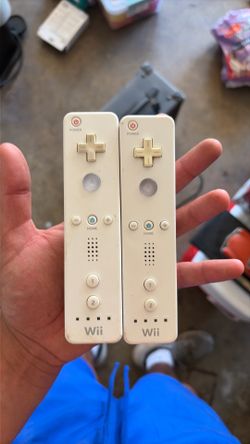 Wii Controllers