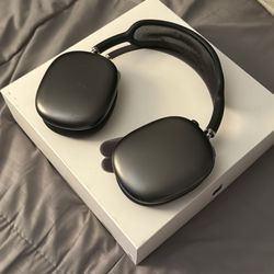 Space Grey AIRPODS MAX ( Best Buy Online Receipt 