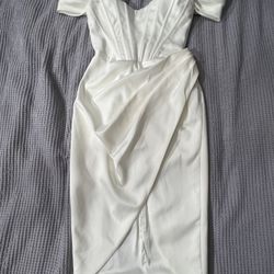house of cb loretta dress ivory House Of CB Loretta Dress Ivory Satin Size M for Sale in Yonkers, NY