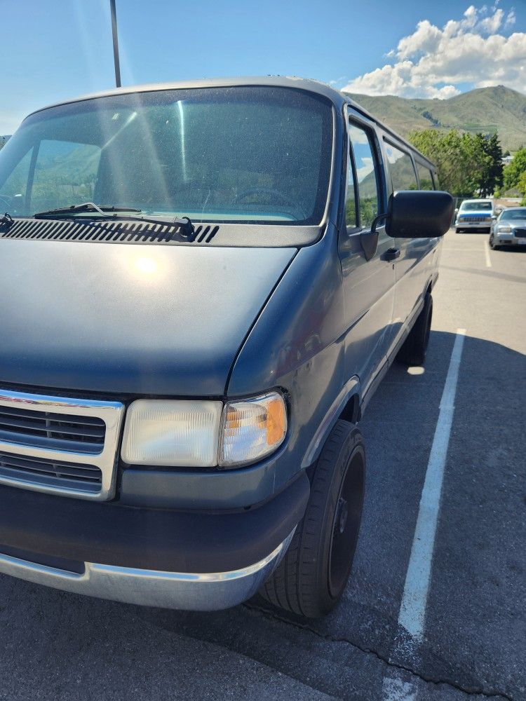1997 Dodge Ram Van