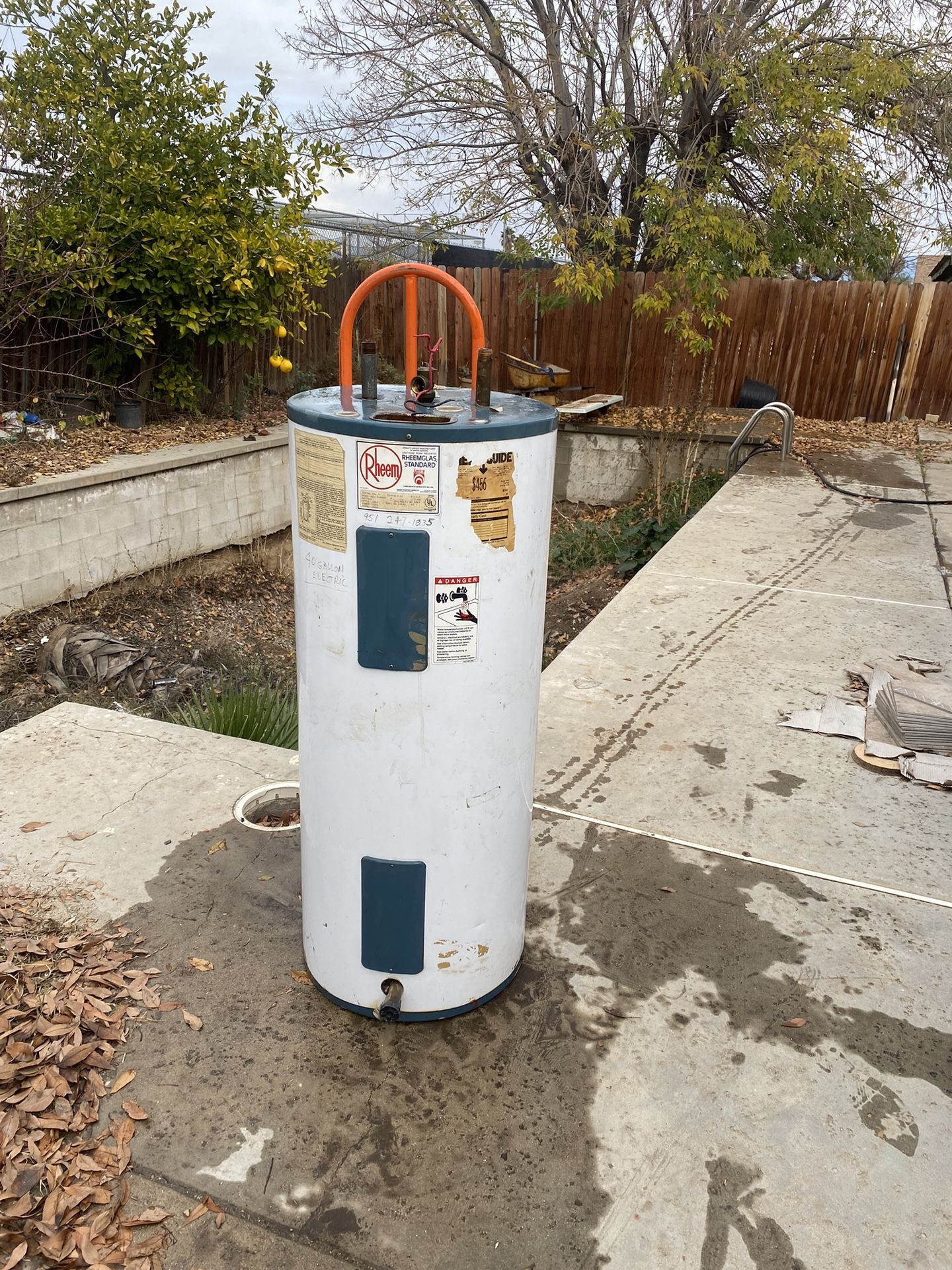 Electric 40 Gallon Water Heater 