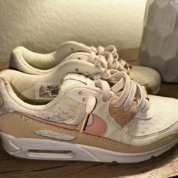 Women’s Nike Air Max 90 SE Sun Club