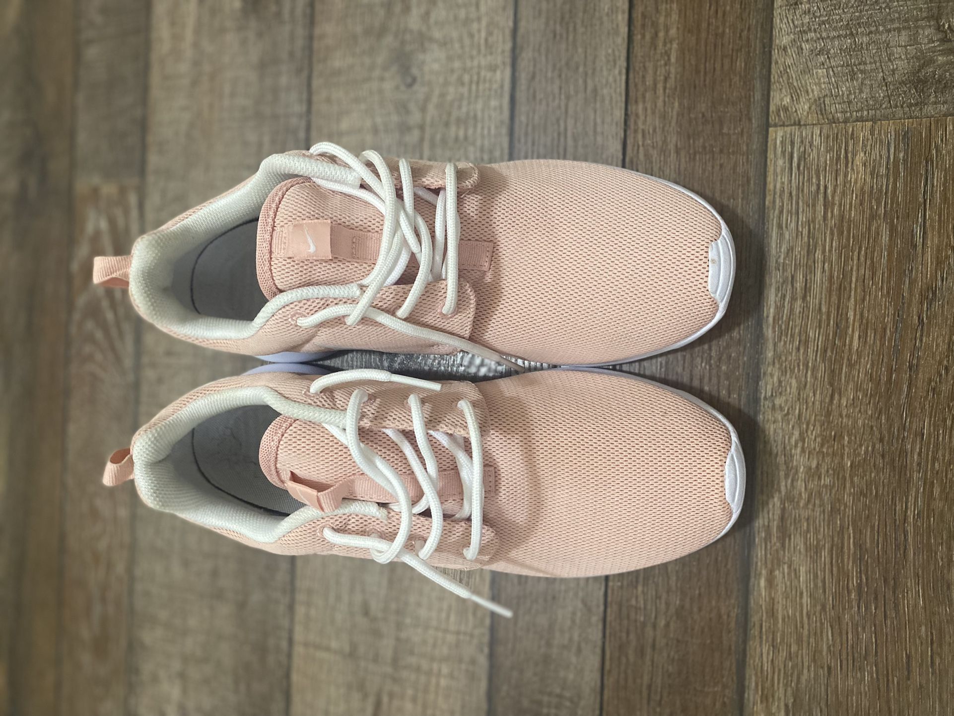 Woman’s NIKE (9)
