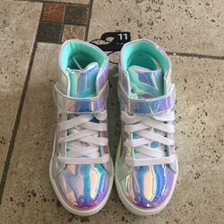 NWT girls sneakers size 11