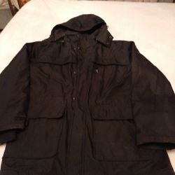 MENS Nice COAT ST.JOHNS ,LG