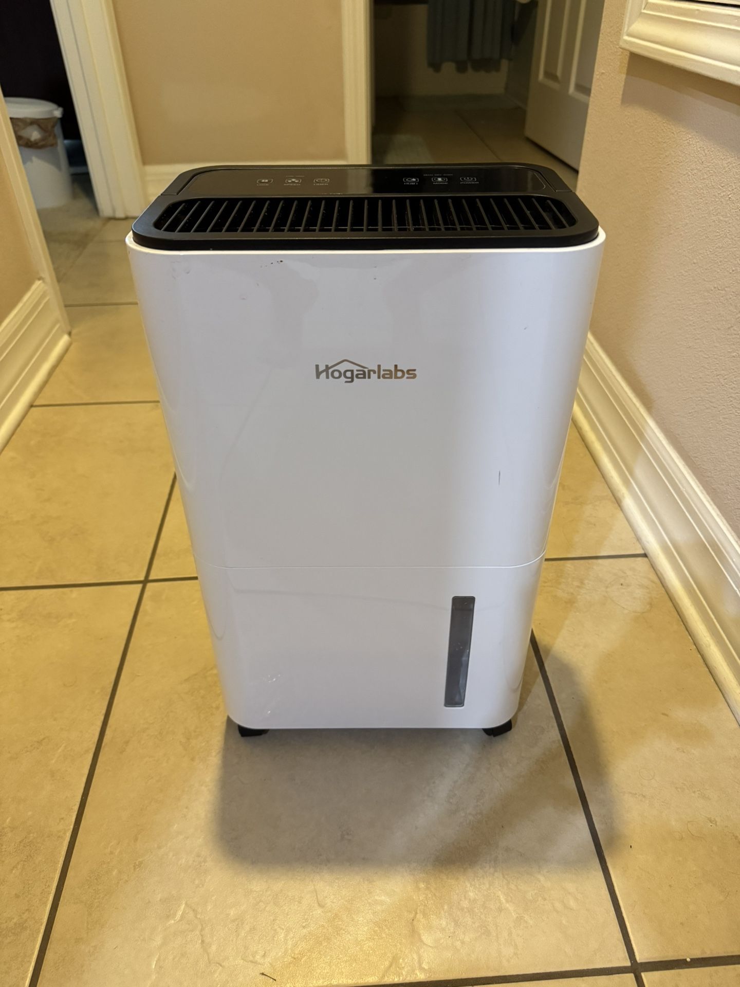 Dehumidifier 