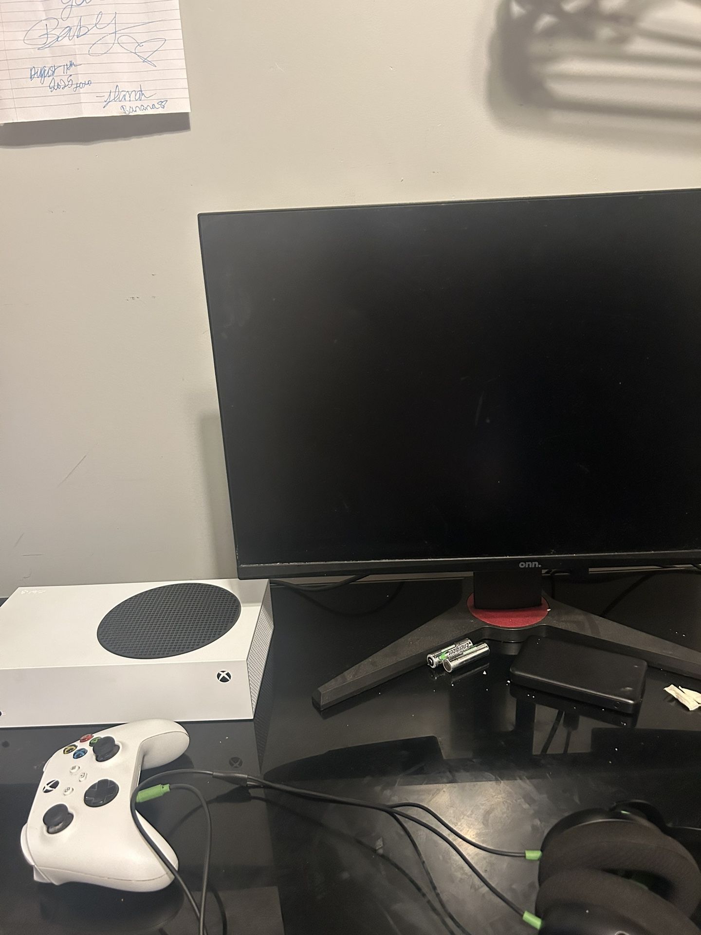 Xbox Series S And Onn 1MS Gaming Monitor