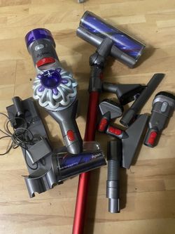 Dyson V11 Extra