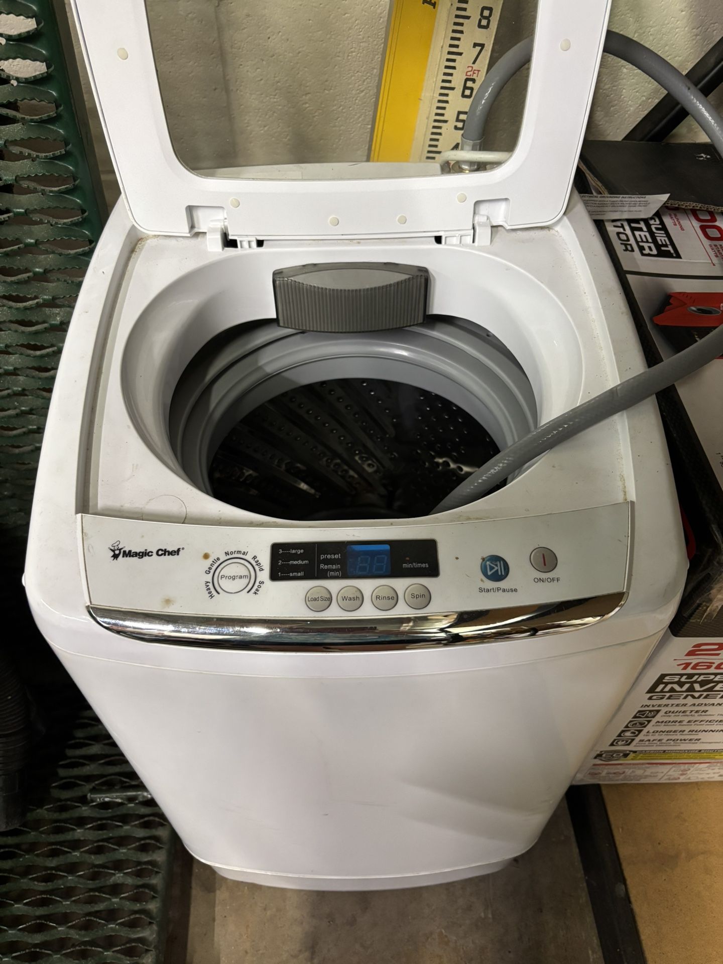 Portable Washing Machine 5-Wash Cycle Top Load Washer 0.9 cu ft