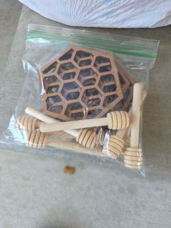 Honey Comb Costers & Wands
