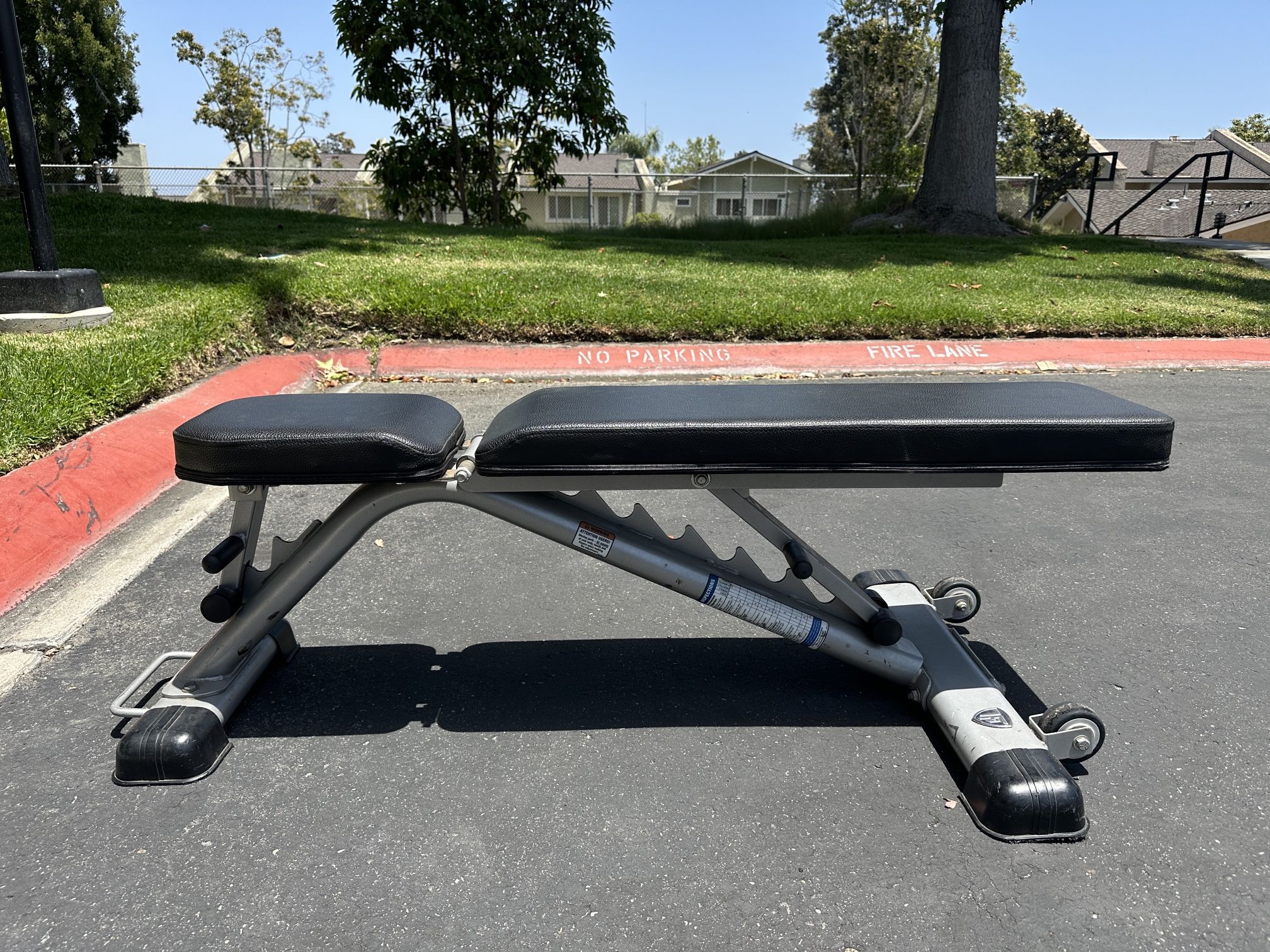 Weight Lifting Bench
