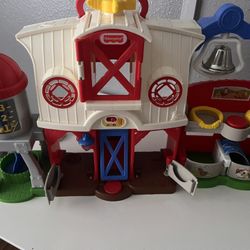 Fisher Price Farm Barn Lights Sound