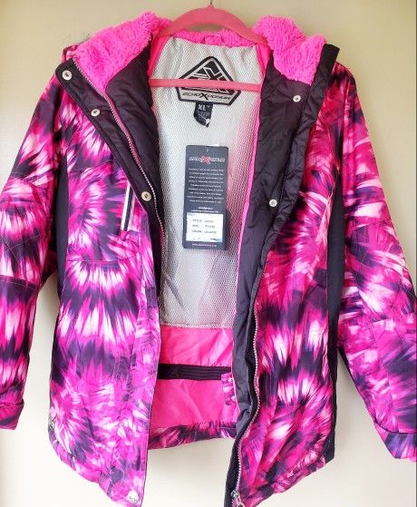 Brand New Kids  Teen's  Warm  Jacket. Size 14-16. Original Price $80