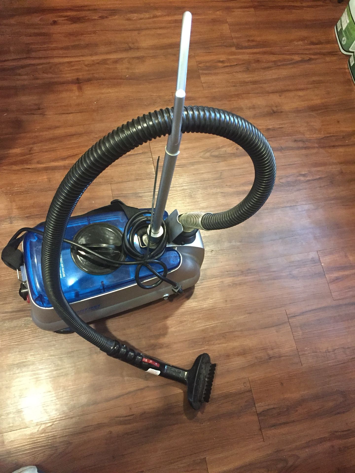 STEAMFAST PROFESSIONAL FABRIC STEAMER SF-465