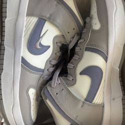 Women’s Nike Dunk High Up