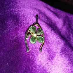 4 Leaf Clover, Wishbone Pin