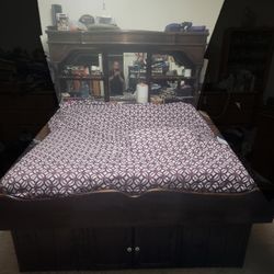 California King  Frame With Mirror  Headboard