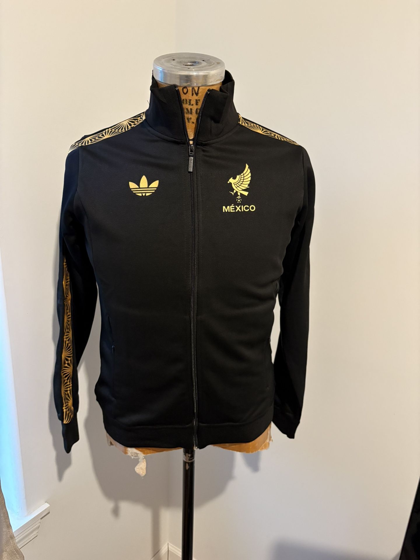 Mexico Soccer Warm Up