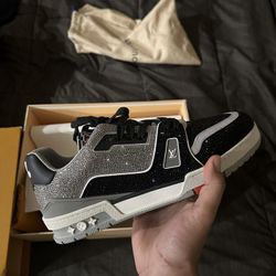 Louis Vuitton Trainer Black Grey Crystal 