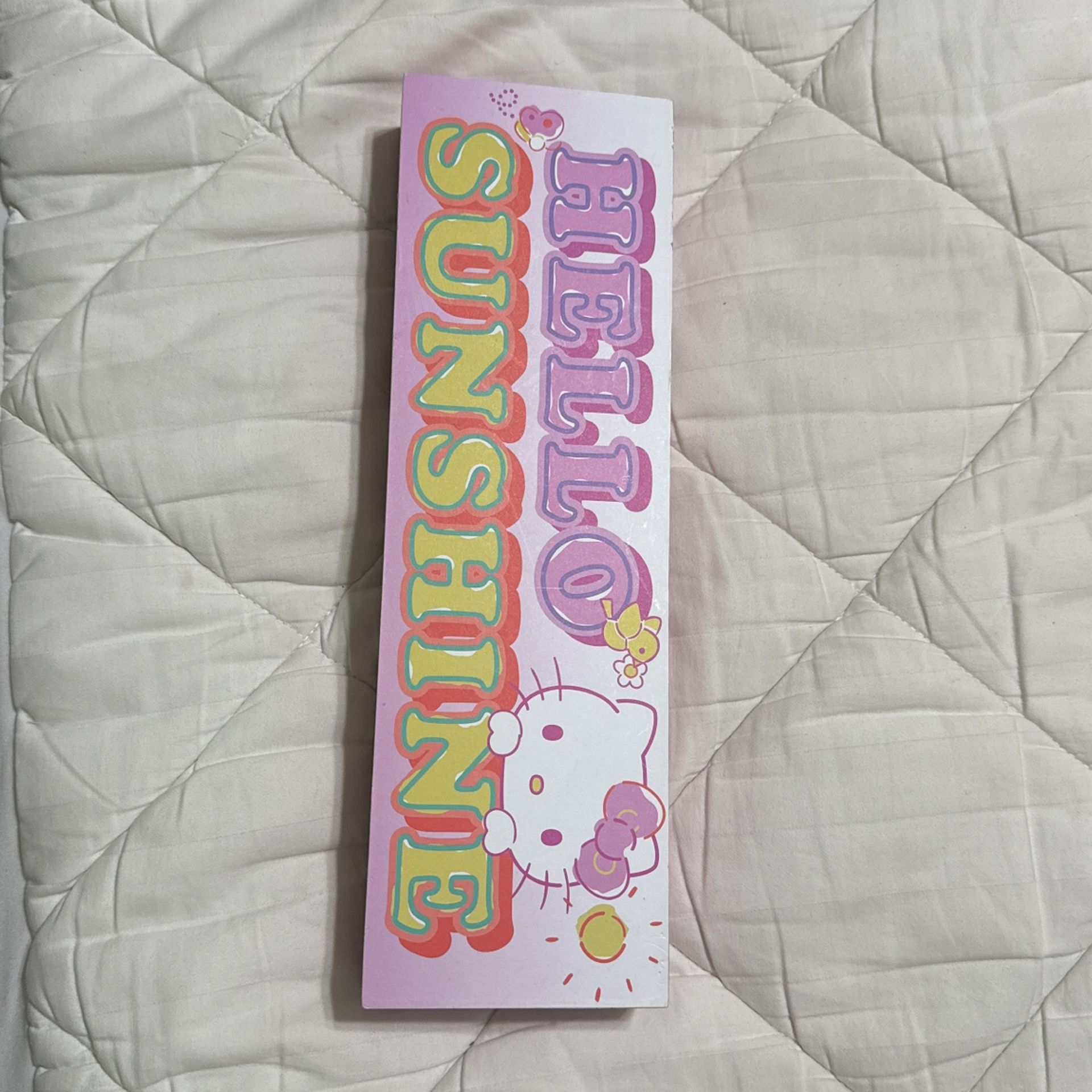 Hello Kitty Stand Room Decor
