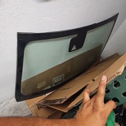 Chevrolet Bolt Euv 2022 2023 2024 2025 Windshield Oem