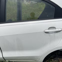 2013 Kia Rio Hatchback Left Doors 