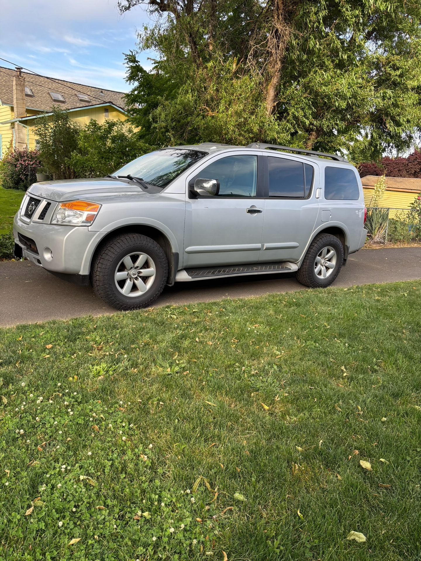 2011 Nissan Armada