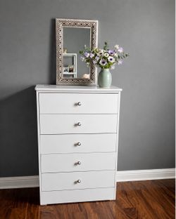 🌟Brand new white dresser - Fast delivery