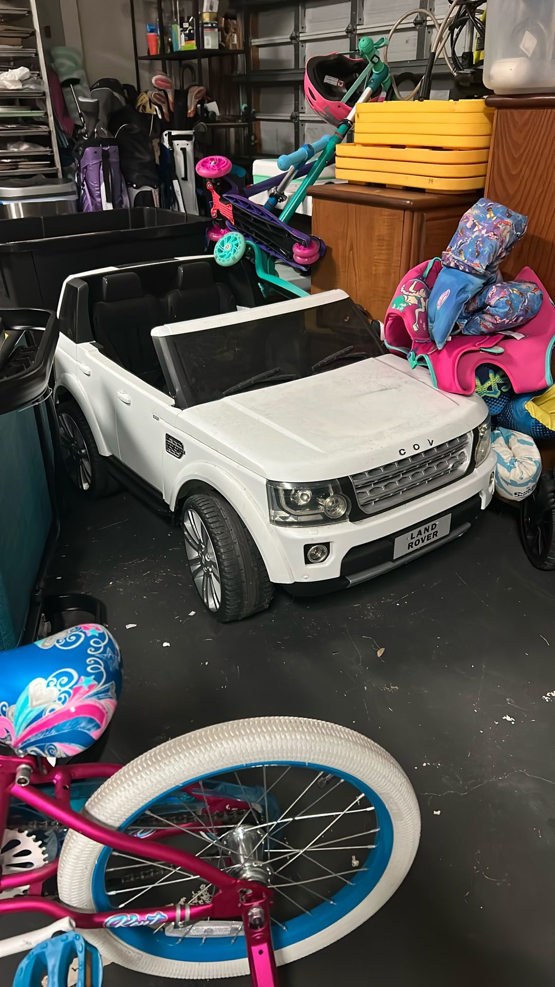 Kids Car - NEEDS A NEW BATTERY