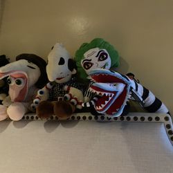 Spirit Halloween Plushies 