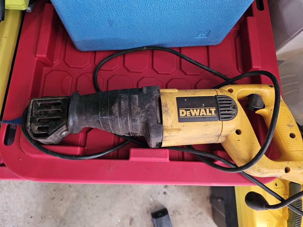 Dewalt Reciprocating Saw