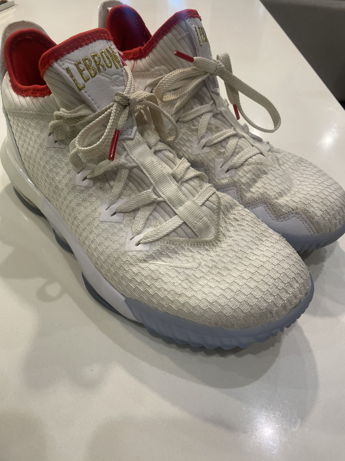 Lebron Sneakers Nike Lebron 16 Low White White Lebron 16 Low Draft