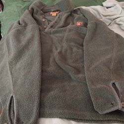 Clemson Sweatshirt 4 Buttons In Front And Pocket Oobe Size Large 20 Dollars 