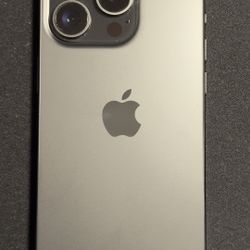 iPhone 15 Pro 128 gb